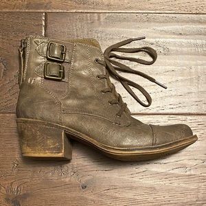 Roxy Ankle Boots